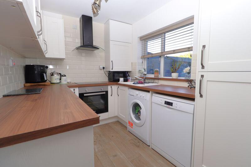 Coppice Close, Biddulph photo 2
