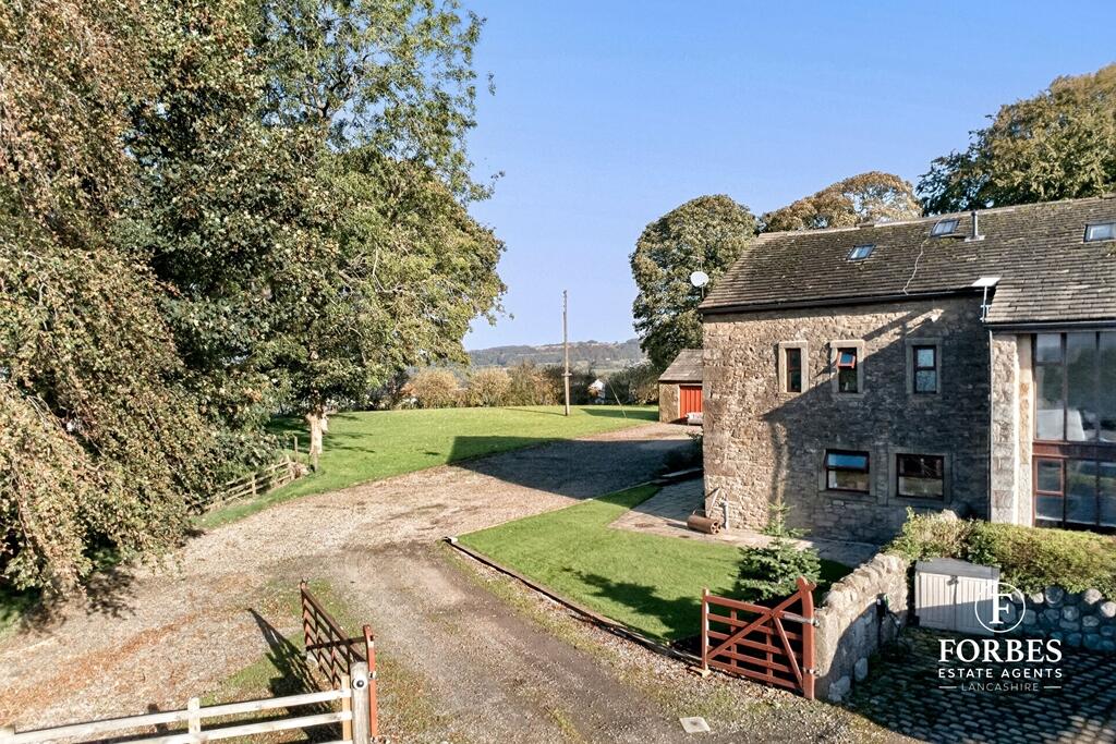 Main image of property: Higher Horden Barn, Broken Stone Road, Feniscowles, BB2