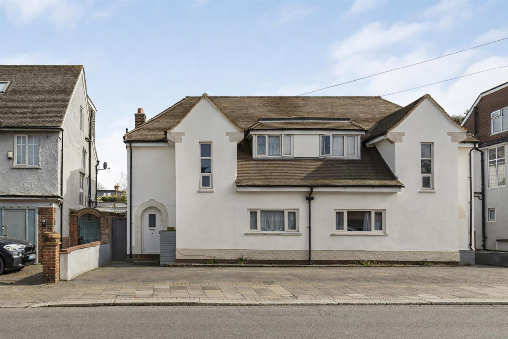 Main image of property: Clifford Avenue, East Sheen, London