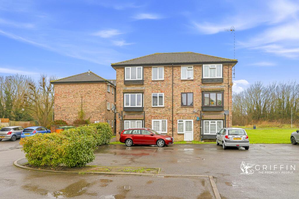 Main image of property: Littlebury Green, Basildon, SS13