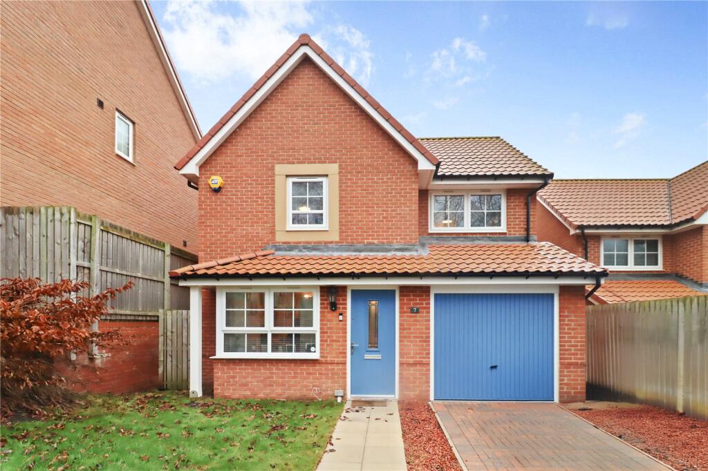 3-bed detached on Merton Close, Ryhope, Sunderland, Tyne and Wear, SR2, £225,000