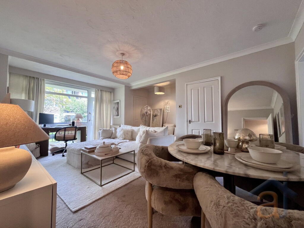 Apartment in Preston - View 2