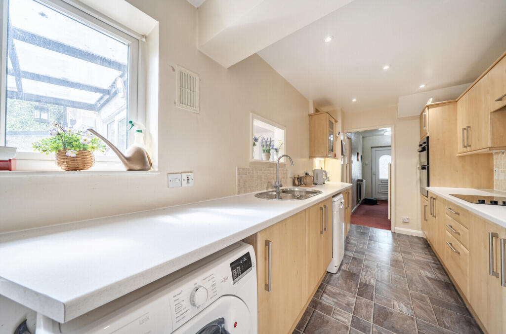House in Mitcham - View 5