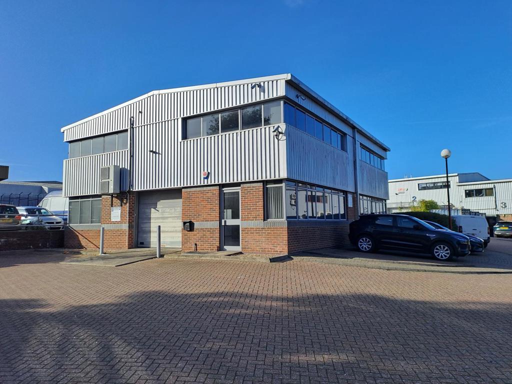 Main image of property: Canterbury House, 11 Wedgwood Court, Wedgwood Way, Stevenage, Hertfordshire, SG1 4QR