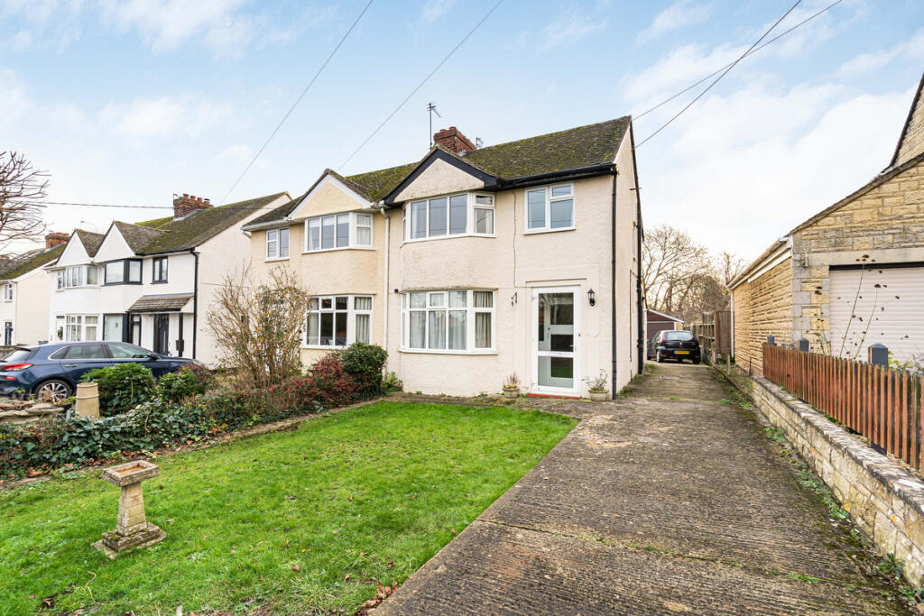 Main image of property: High Street, Kidlington, OX5