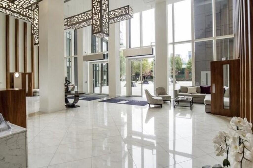 Main image of property: DUCKMAN TOWER LINCOLN PLAZA E14 9BN 