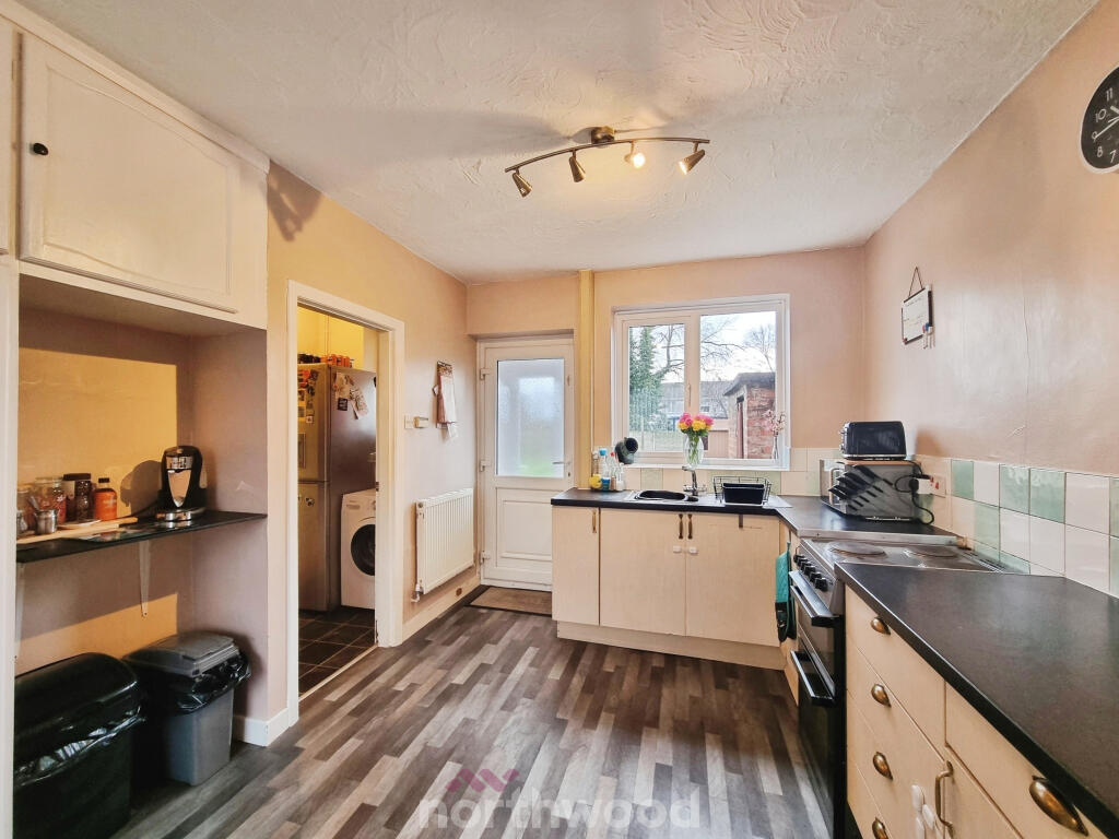 Crossfield Lane, Skellow, Doncaster, DN6 photo 2