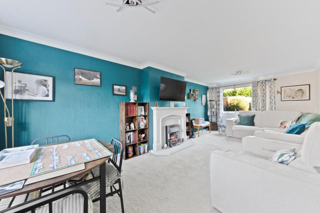 House in Wetherby, Boston Spa - View 3
