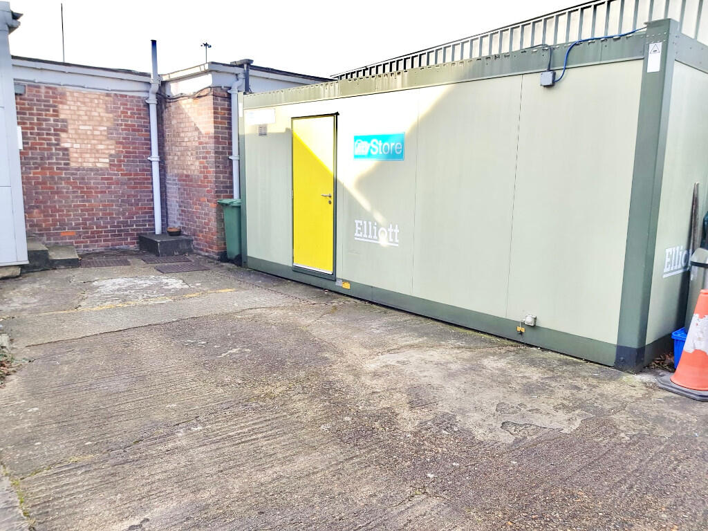 Main image of property: Bridge Road, London, N22