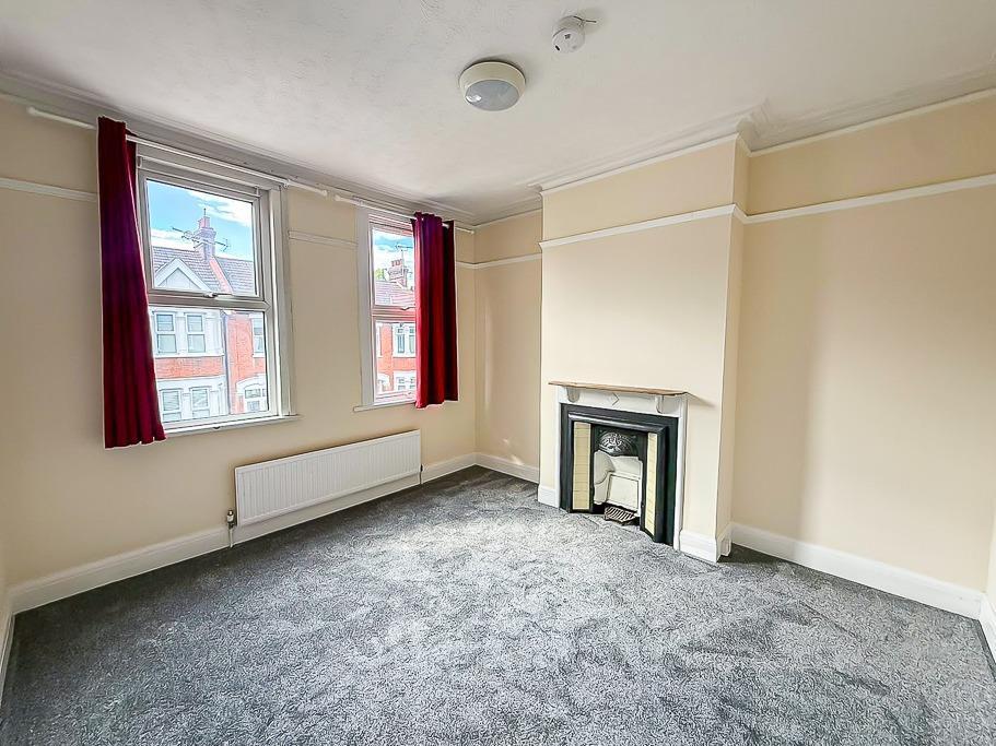 House in Southend-on-Sea - View 3