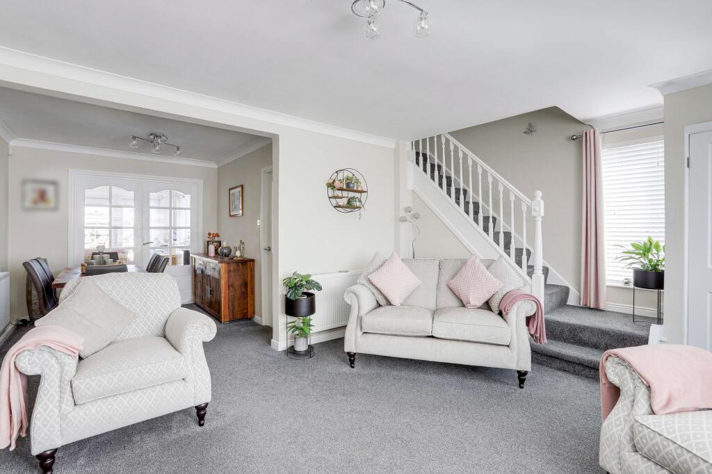 Walk Mill Drive, Hucknall, NG15 - More