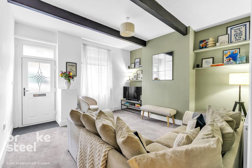 Main image of property: Bolton Road North, Stubbins