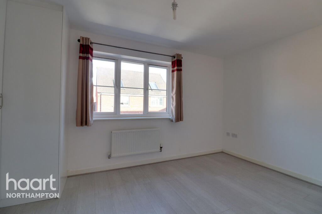 House in Northampton - View 4
