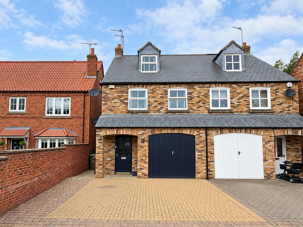 Main image of property: Harrisons Close, Stamford Bridge