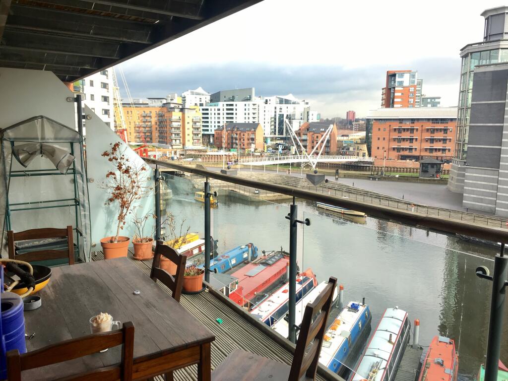 Main image of property: Mackenzie House, Leeds Dock, City Centre