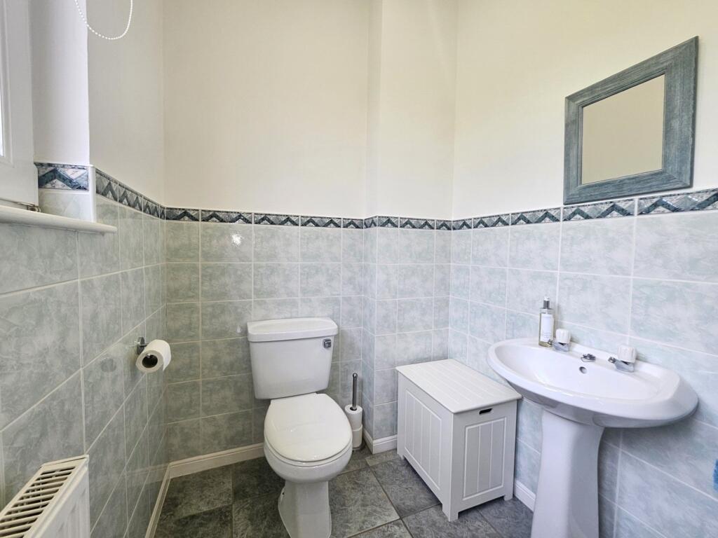 House in Kilmarnock, North Ayrshire - More