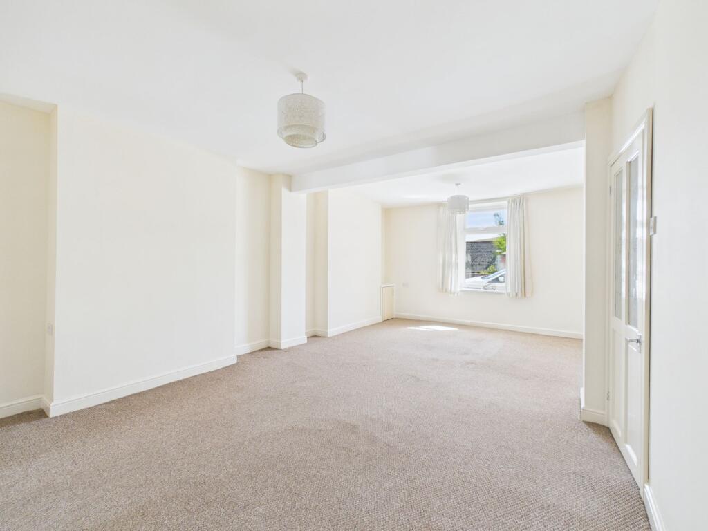 Walter Street, Rhymney, NP22 photo 2
