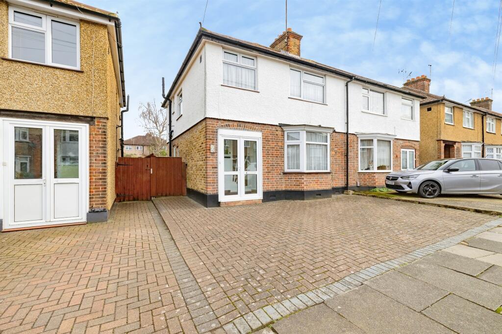 Main image of property: Maythorne Close, Watford