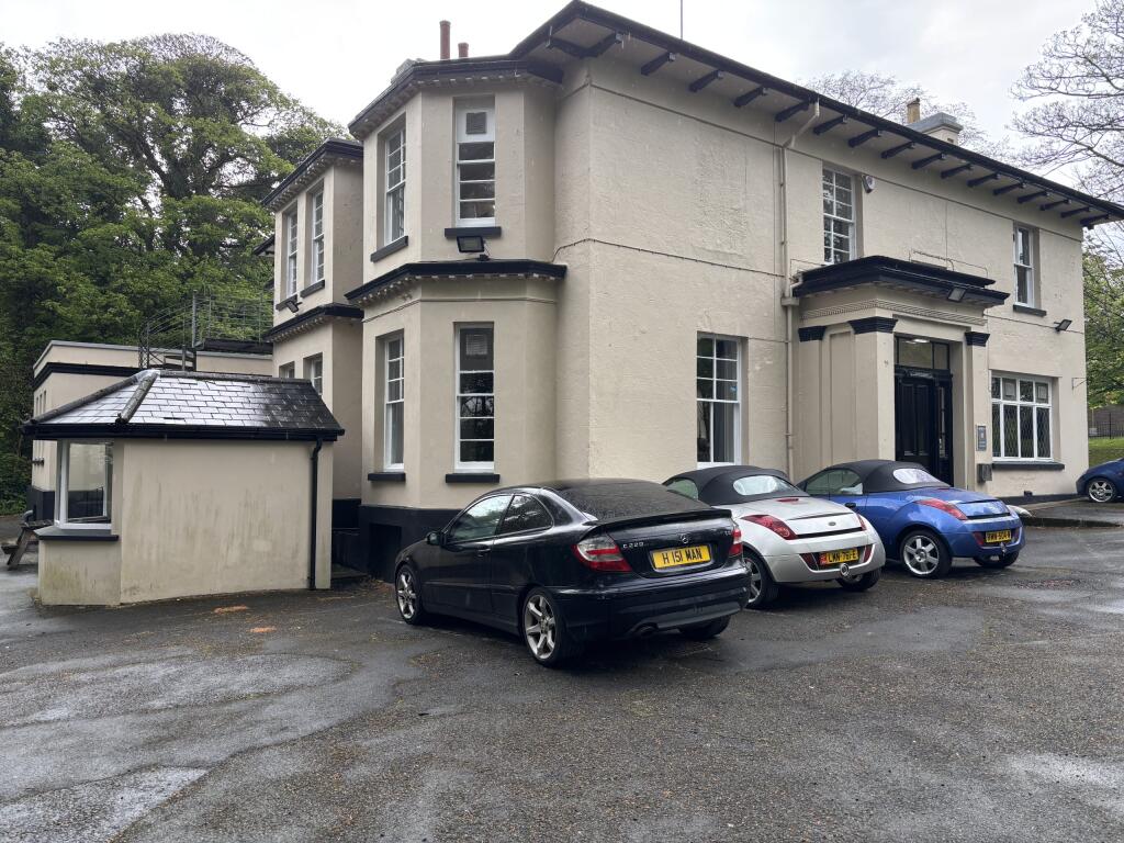Main image of property: The Manor Public House, School Road, Willaston, Douglas, Isle of Man, IM2 6PQ