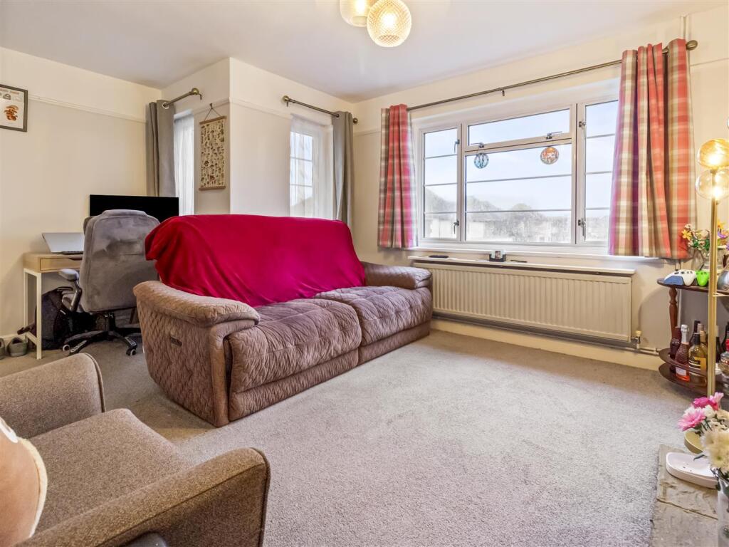 Apartment in Worthing, West Worthing - View 3