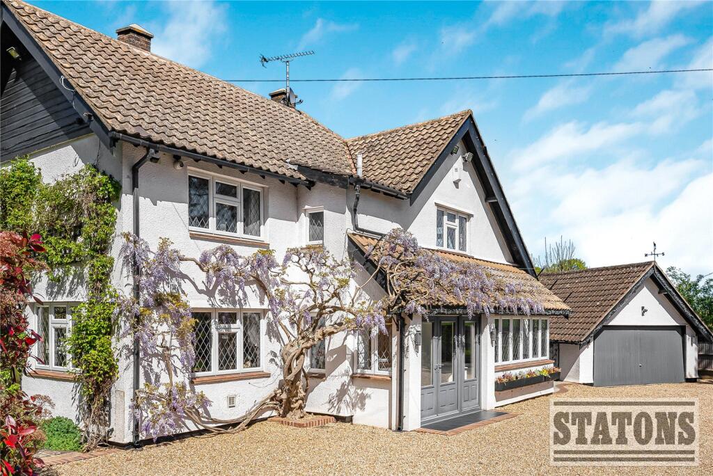 House in Welwyn Hatfield, Woodside, Hatfield - More