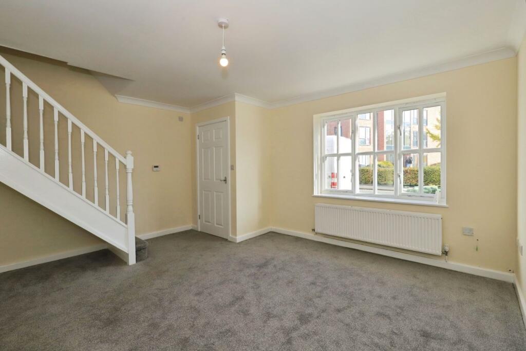 Stourbridge Road, Kidderminster, DY10 photo 2