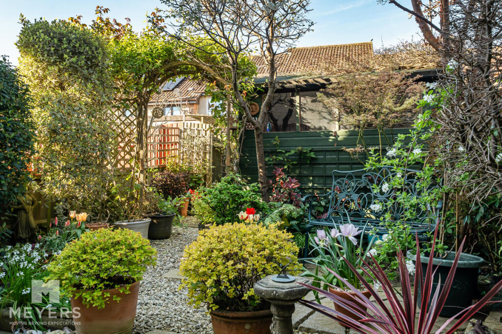 Additional image 16 of 2 Townsend Farm Barton, Templecombe, BA8