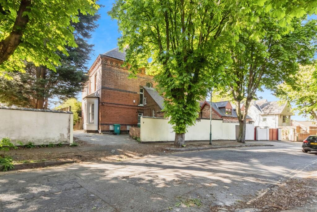 Main image of property: Chestnut Grove, Nottingham, Nottinghamshire, NG3