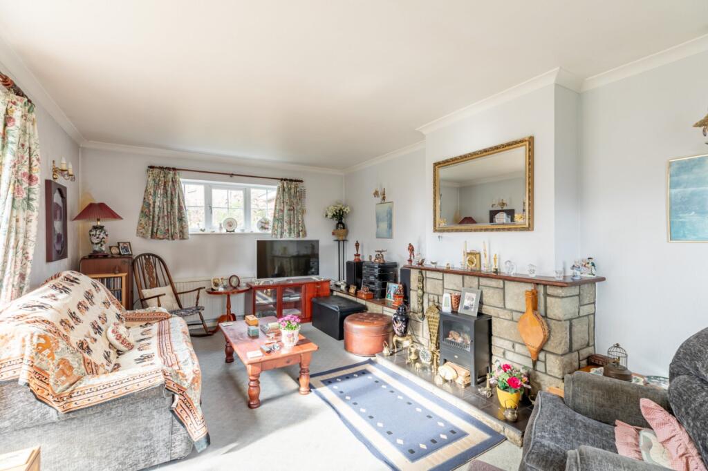 Andover Road, Upavon, Pewsey, Wiltshire, SN9 photo 4