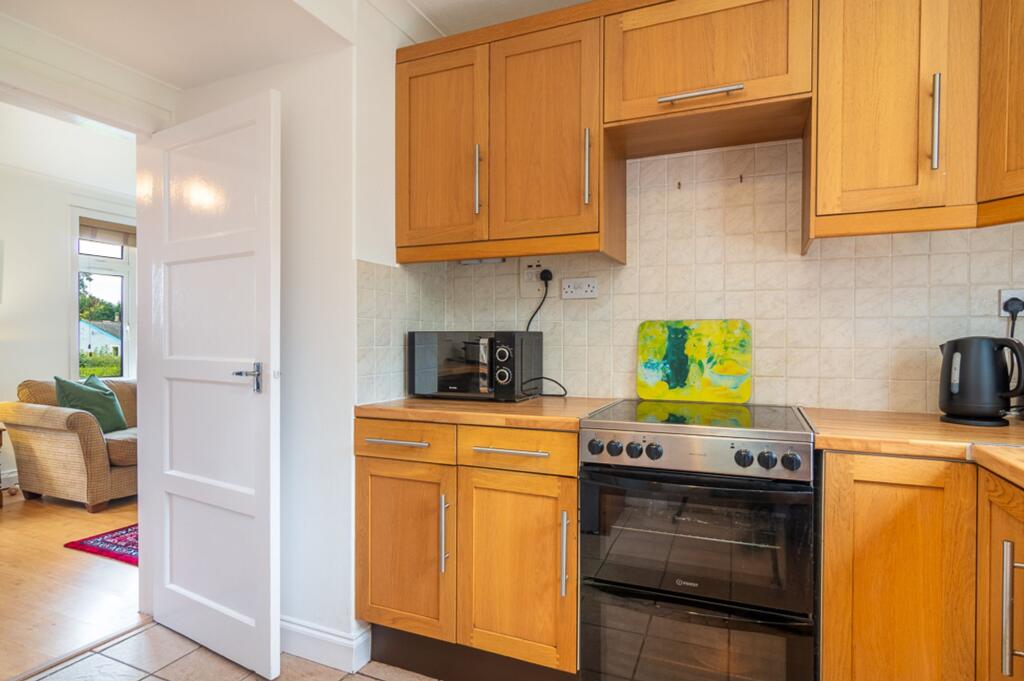 House in Glasgow, Stirling - More