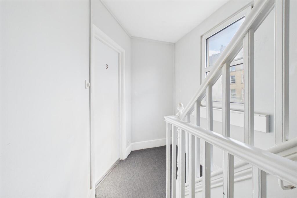 Apartment in Bath - View 4