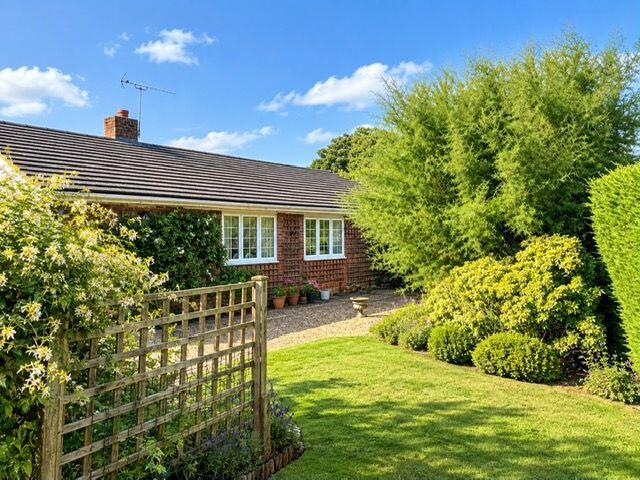 House in Guildford - View 3