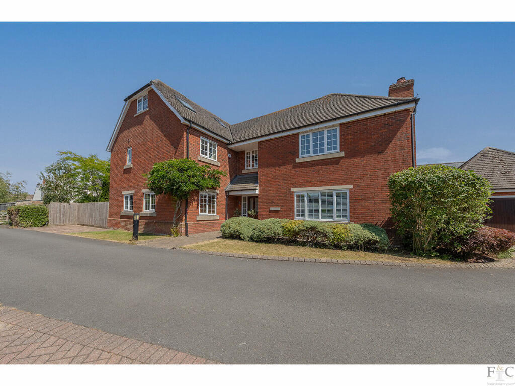 Main image of property: Main Street, Lutterworth, LE17