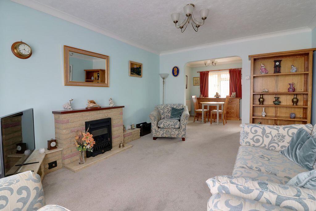 House in Havant, Waterlooville - More