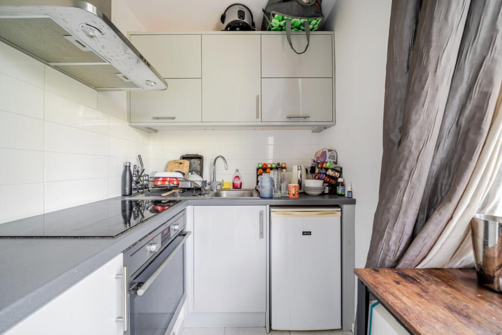 Apartment in London, Kennington Cross, Vauxhall - More