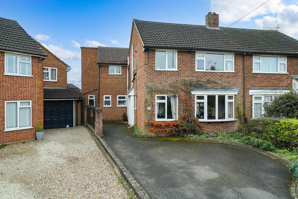 Main image of property: Enslow Close, Caddington, LU1