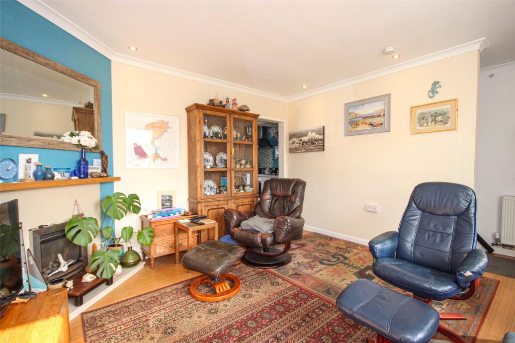 Kings Way, Lyme Regis, Dorset, DT7 photo 4