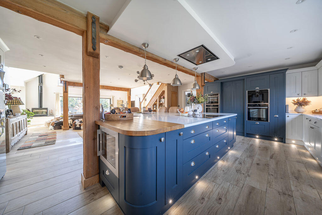 House in Northill, Central Bedfordshire - More