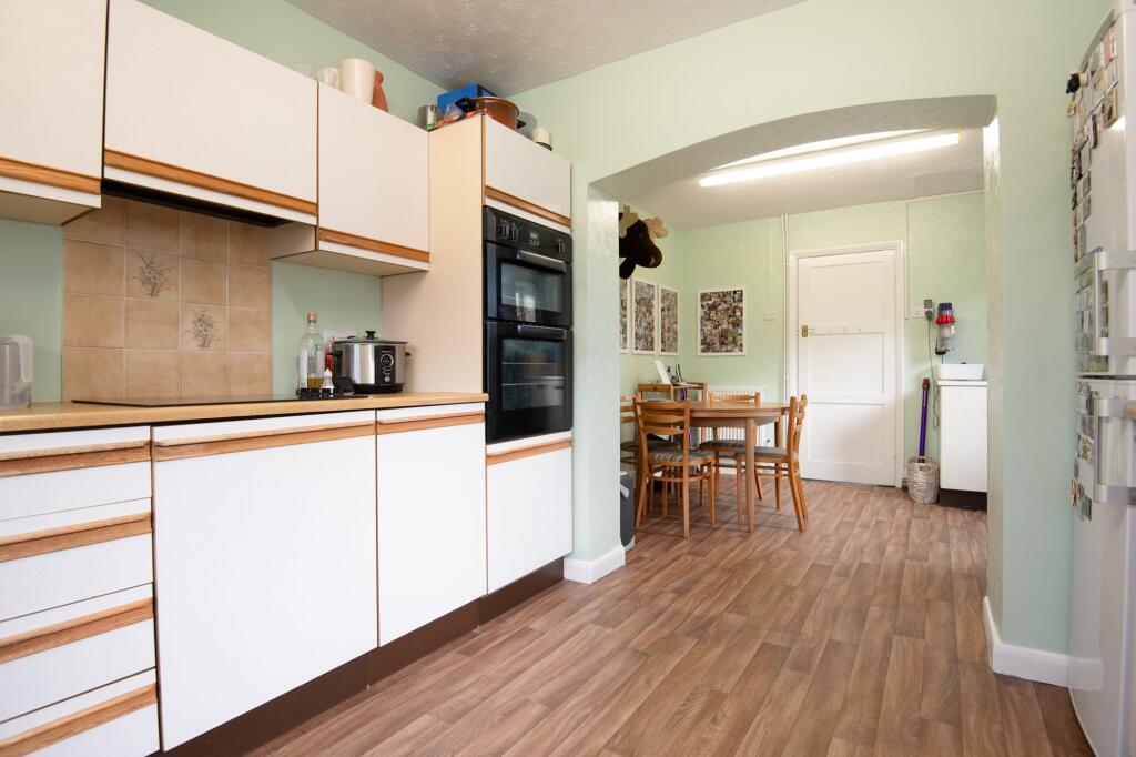Windsor Road, Wellingborough, NN8 - View 5