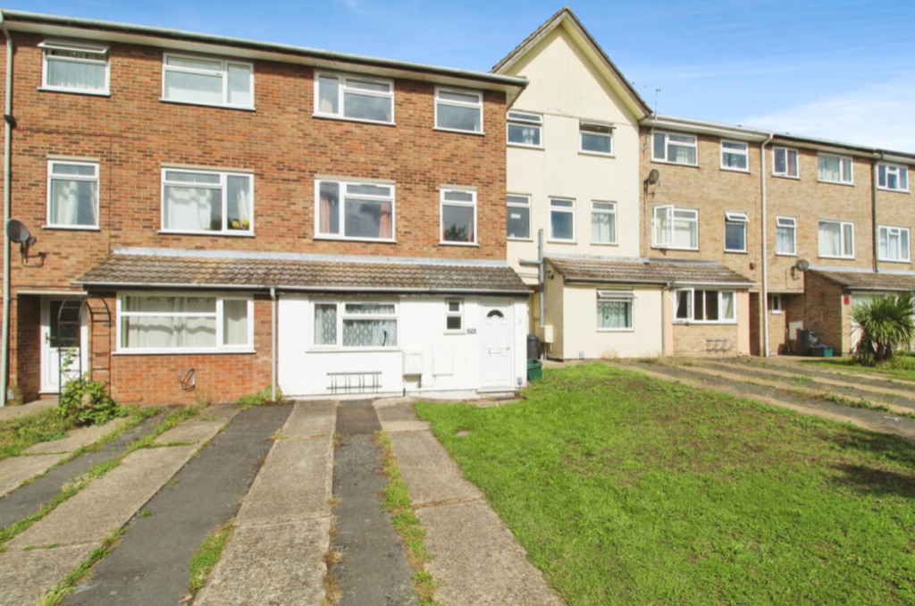 Main image of property: St. Andrews Avenue, Colchester, Essex, CO4