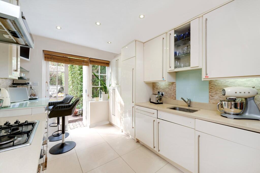House in London - View 4