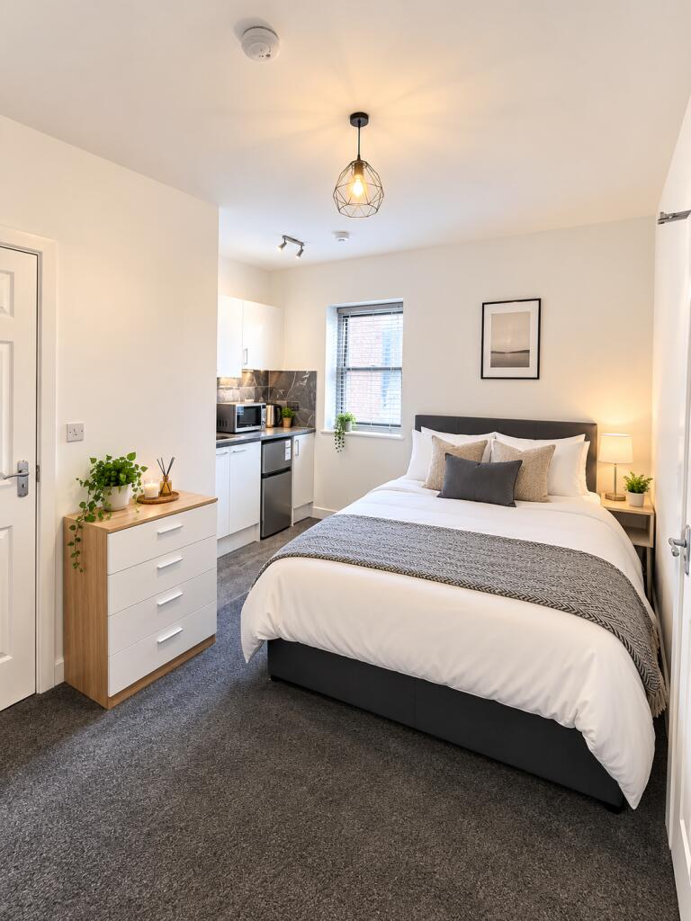 Main image of property: Mayor's Walk, Peterborough, PE3 6EY