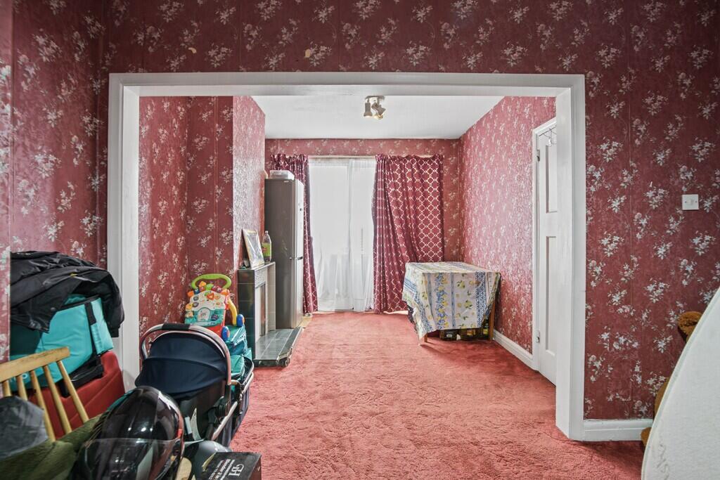 House in London - View 5