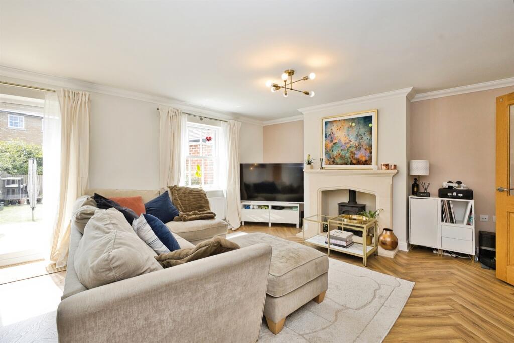 House in Bath - View 2