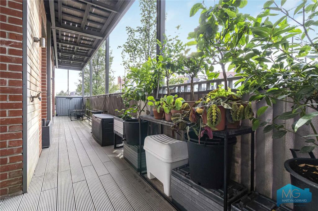 Main image of property: Kidderpore Avenue, Hampstead, London, NW3