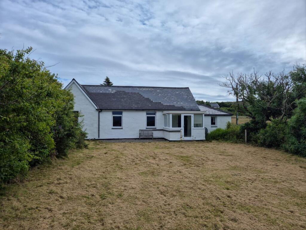 Main image of property: 9 Hallin Park, Hallin, Waternish, Isle of Skye, IV55 8GJ