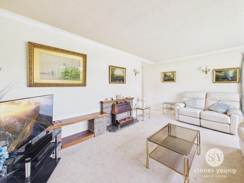 House in Ribble Valley, Wilpshire - More