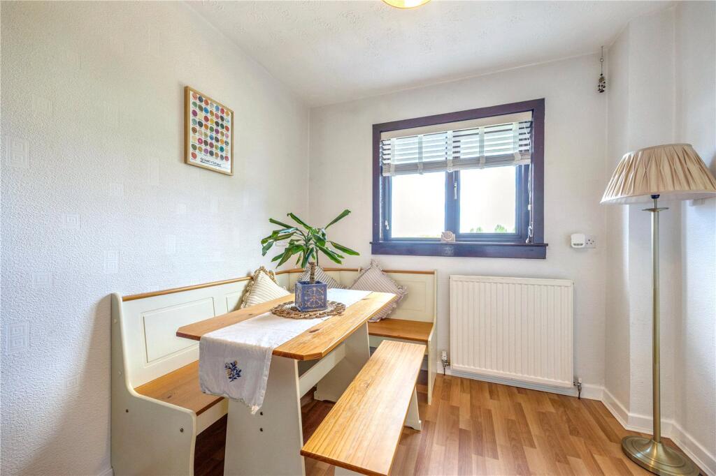 House in Laurieston, Falkirk - View 5