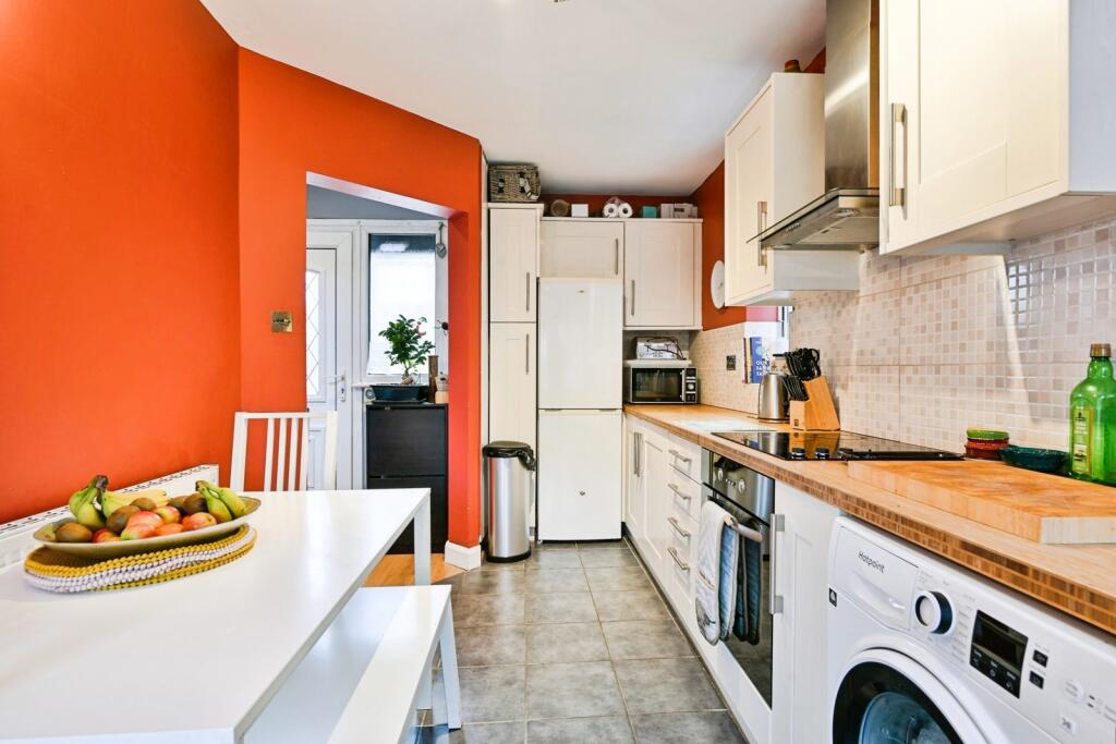 House in Nottingham - View 5