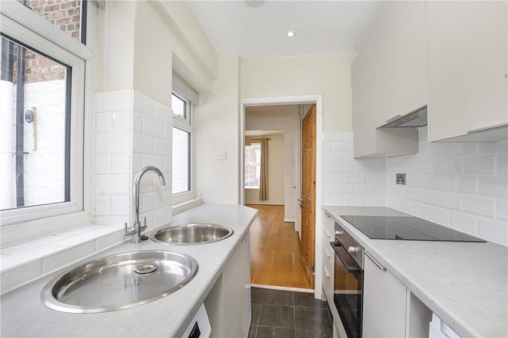 House in York - View 4
